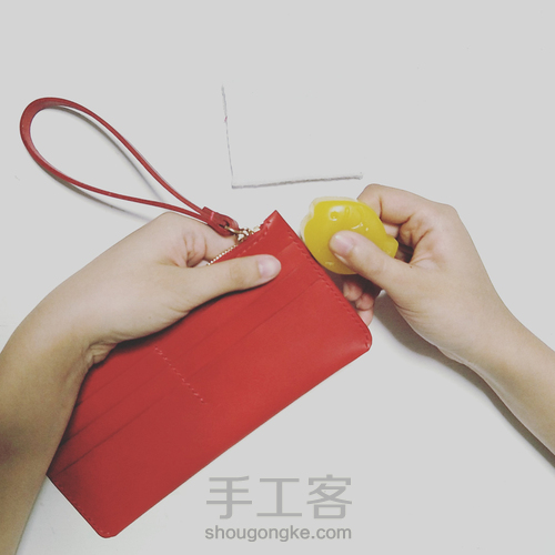 物致WUZHI皮具教程 | 意大利植鞣皮手感超棒的手拿信封包 第64步