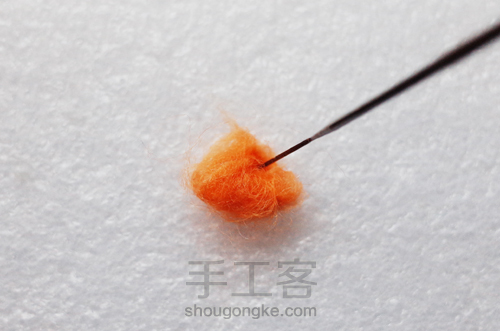 毛线蓬蓬球之小黄鸭 第10步