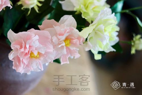 皱纹纸芙蓉花 第2步