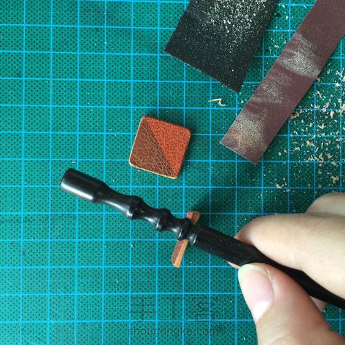 [原创]极简植鞣革耳环 第9步