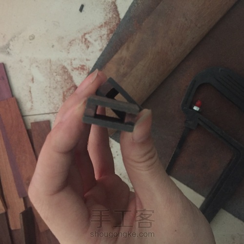 【S】简单易学的木制U盘～ 第5步