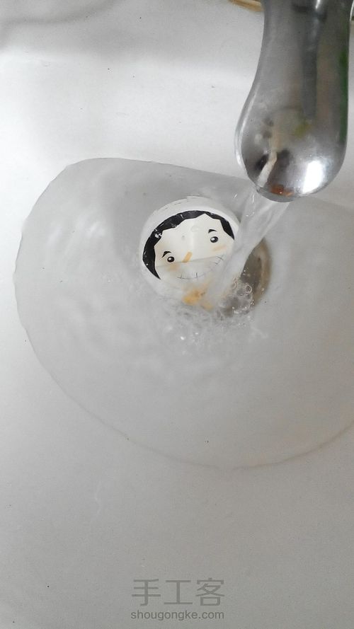 翻新隐形眼镜盒 第2步
