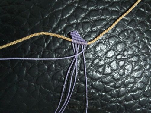 心形友谊手链~ 第5步