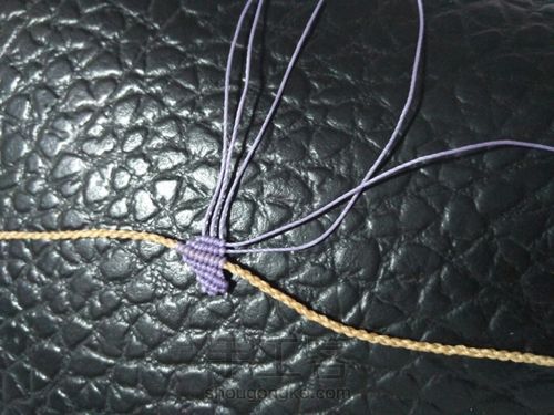 心形友谊手链~ 第7步