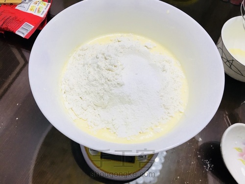 淡奶油小蛋糕 第3步