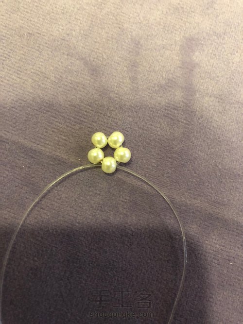 手工串珠 美美的珍珠球球 第4步