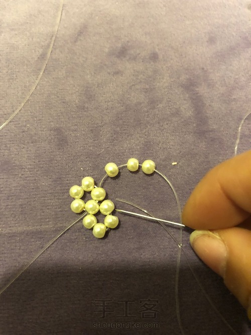 手工串珠 美美的珍珠球球 第11步