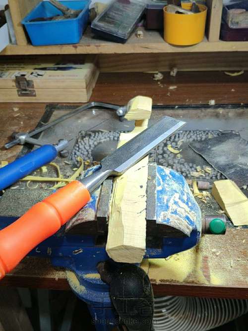 小叶黄杨发簪 第1步