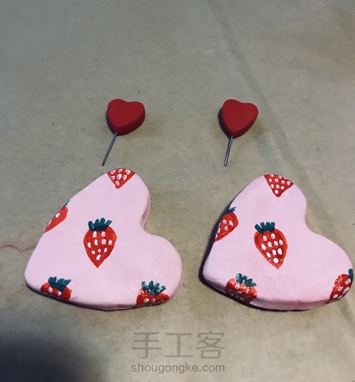 粉色爱心草莓耳环 第6步