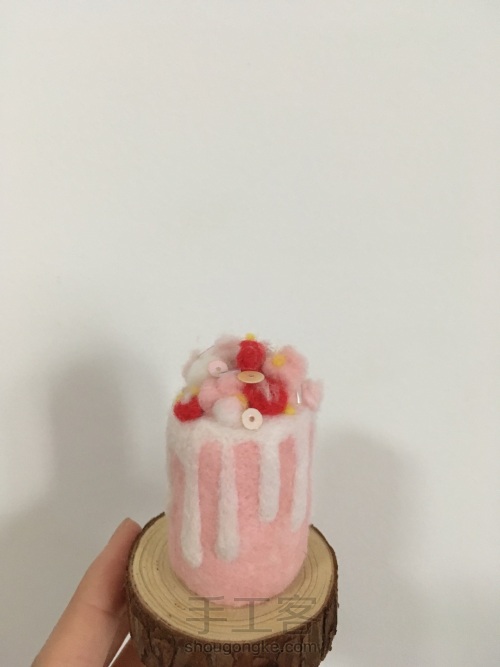 【羊毛毡教程】奶油草莓蛋糕 第13步