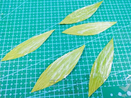 皱纹纸牡丹花 第11步