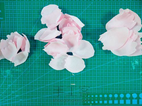 皱纹纸牡丹花 第8步