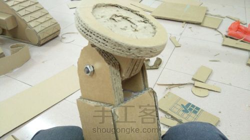 DIY废纸箱机器人瓦力 第15步