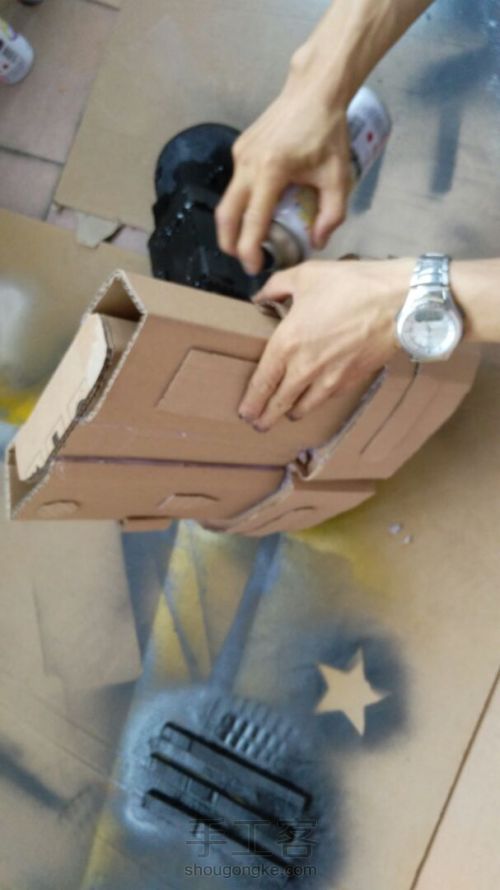 DIY废纸箱机器人瓦力 第24步