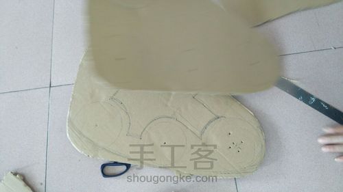 DIY废纸箱机器人瓦力 第3步