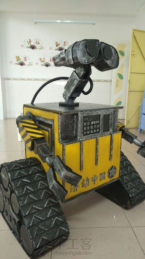 DIY废纸箱机器人瓦力 第33步