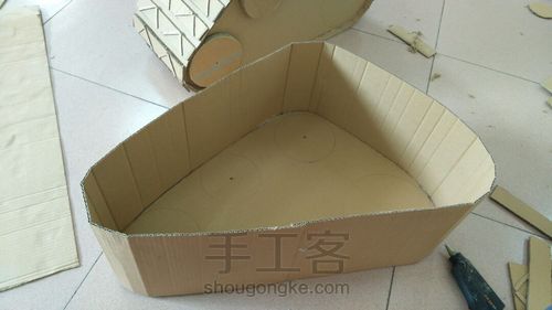 DIY废纸箱机器人瓦力 第5步