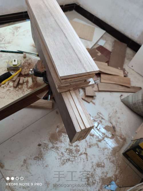 木制 12格置物架 第1步