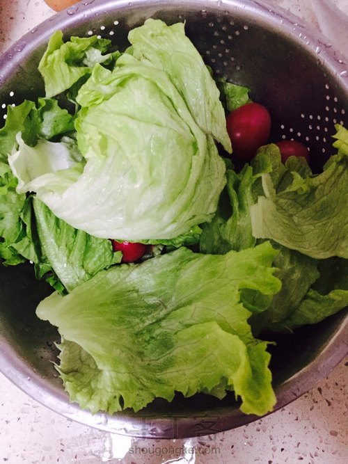 蔬菜沙拉+火腿鸡蛋三明治 第1步