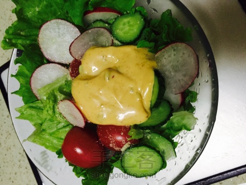 蔬菜沙拉+火腿鸡蛋三明治 第4步