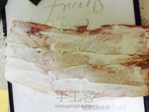 培根黄瓜卷+蔬菜沙拉鸡蛋三明治 第4步