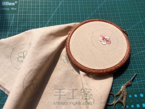 长短针练习作之一朵小花 第7步