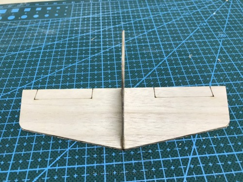 轻木橡筋动力模型飞机制作 第16步