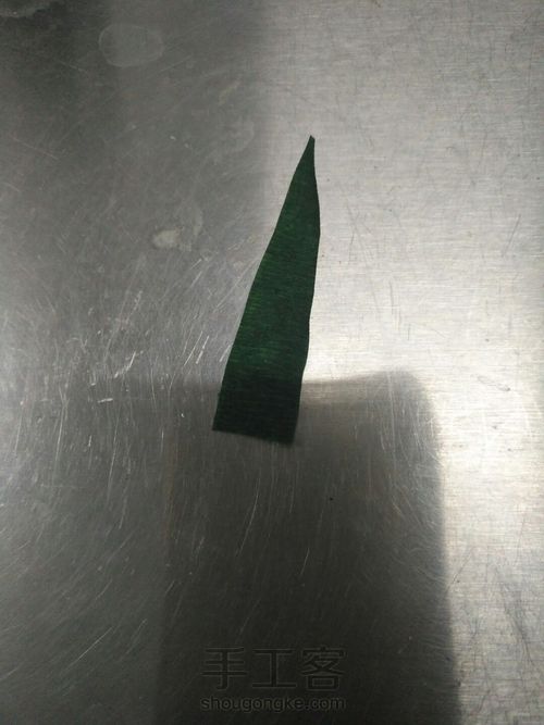 对手残党非常友好的超简易手揉纸玫瑰！ 第18步