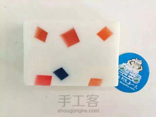 原来皂皂还可以这样玩，布丁月饼皂见过吗？ 第1步