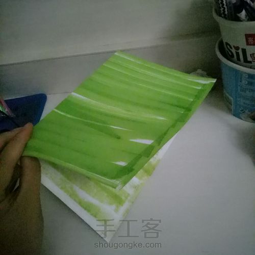 最简单的叶子折法 第2步
