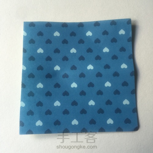 （纸花系列七十一）一款花苞纸花折法 第1步