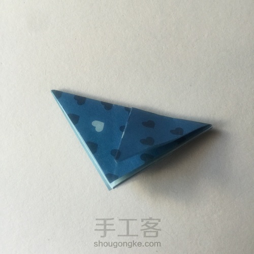 （纸花系列七十一）一款花苞纸花折法 第11步