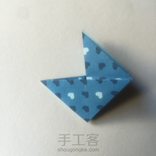 （纸花系列七十一）一款花苞纸花折法 第10步