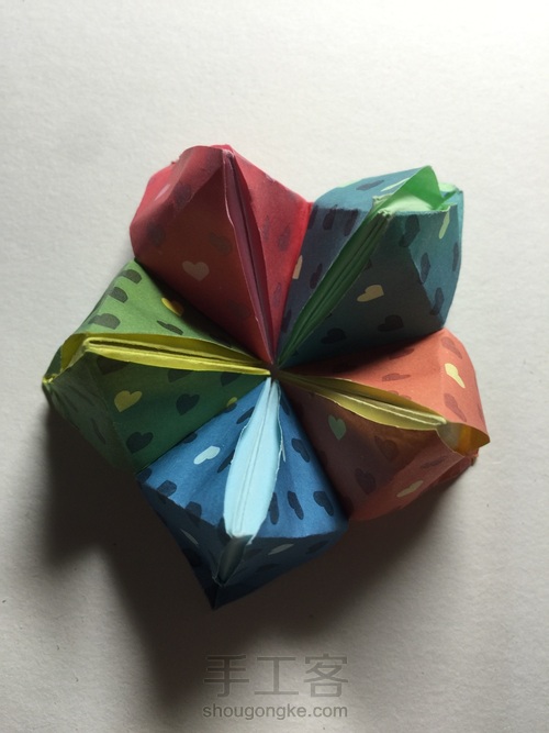 （纸花系列七十一）一款花苞纸花折法 第16步