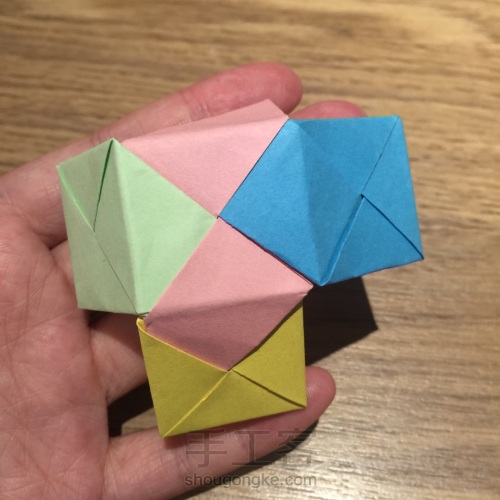 (立方体系列）一款立方体折法 第12步