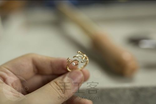 珍珠桂叶戒指－简单的绕线戒指 第12步