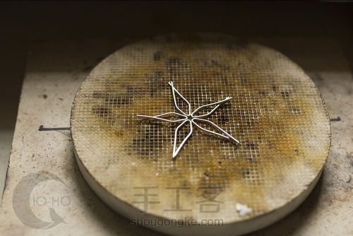 绕线立体绿松小花 第2步