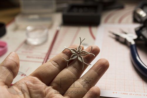 绕线立体绿松小花 第4步