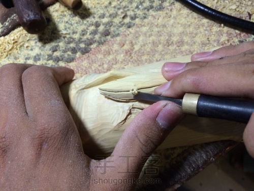 “非主流”螳螂雕刻教程 第4步