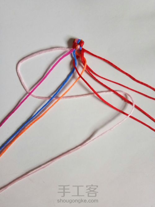 红彩股绳手链 第6步