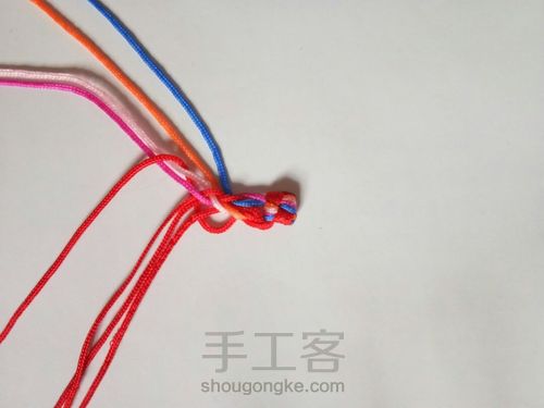 红彩股绳手链 第9步