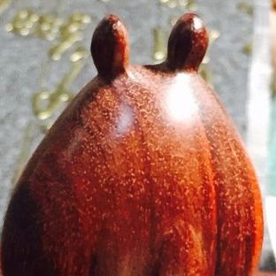 小叶紫檀手工雕刻宫崎骏龙猫