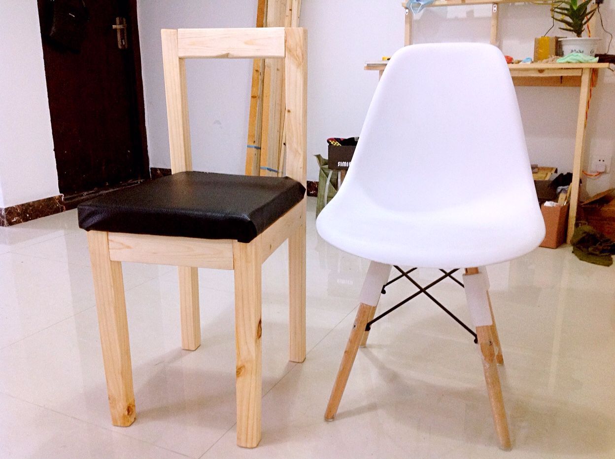 参赛作品：【椅子】
耗时：一周
所用材料：木方，圆木榫，白乳胶
所用工具：锯子，电钻
创作来源：想要成为一代家具大师，先从椅子入手😁