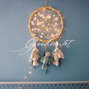 用呼啦圈和布条制作巨型捕梦网