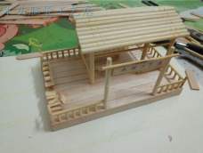 由竹棒.雪糕棒.竹签胶水制作的小房子模型喜欢的看下