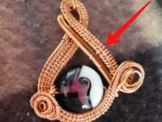   从小小的瑕疵想到的
                           