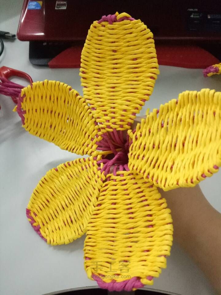 用纸绳编织各种花朵图片