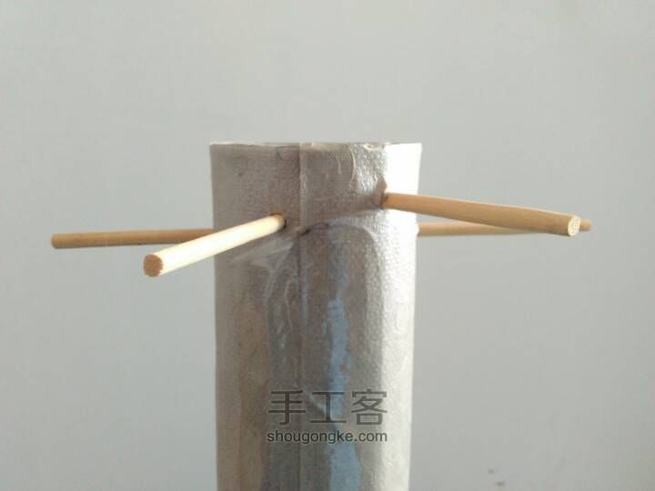 用一次性筷子做毛笔架图片