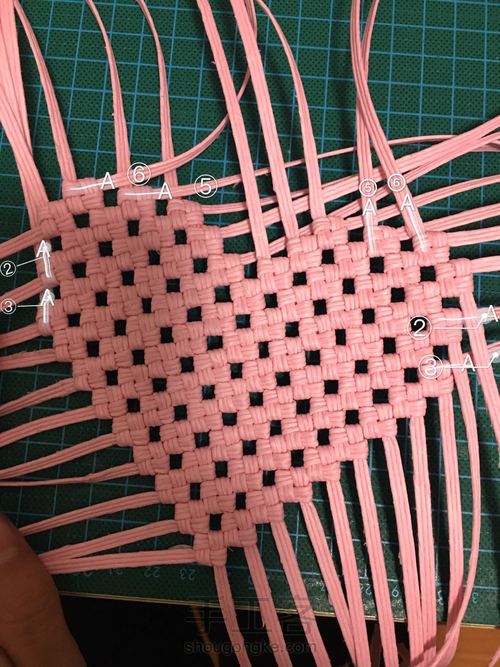 纸藤心形小礼盒