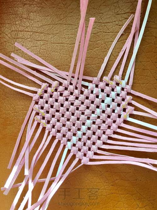 纸藤心形小礼盒